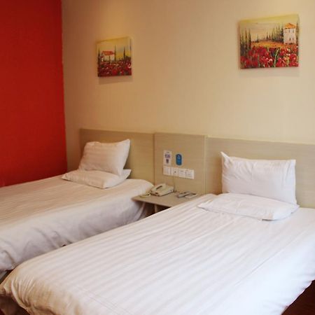 Hanting Express Tianjin Haixin District Yujiapu تيانجين الغرفة الصورة
